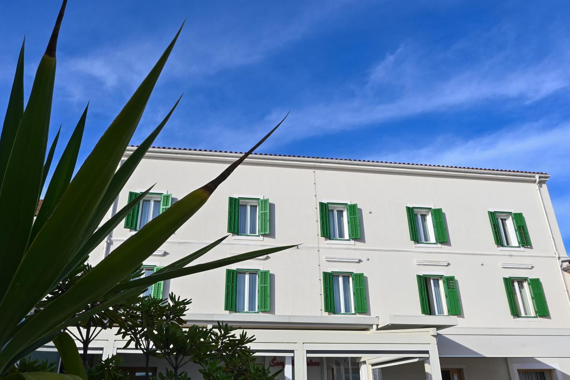 Sangulin Palace M Biograd Na Moru Luaran gambar